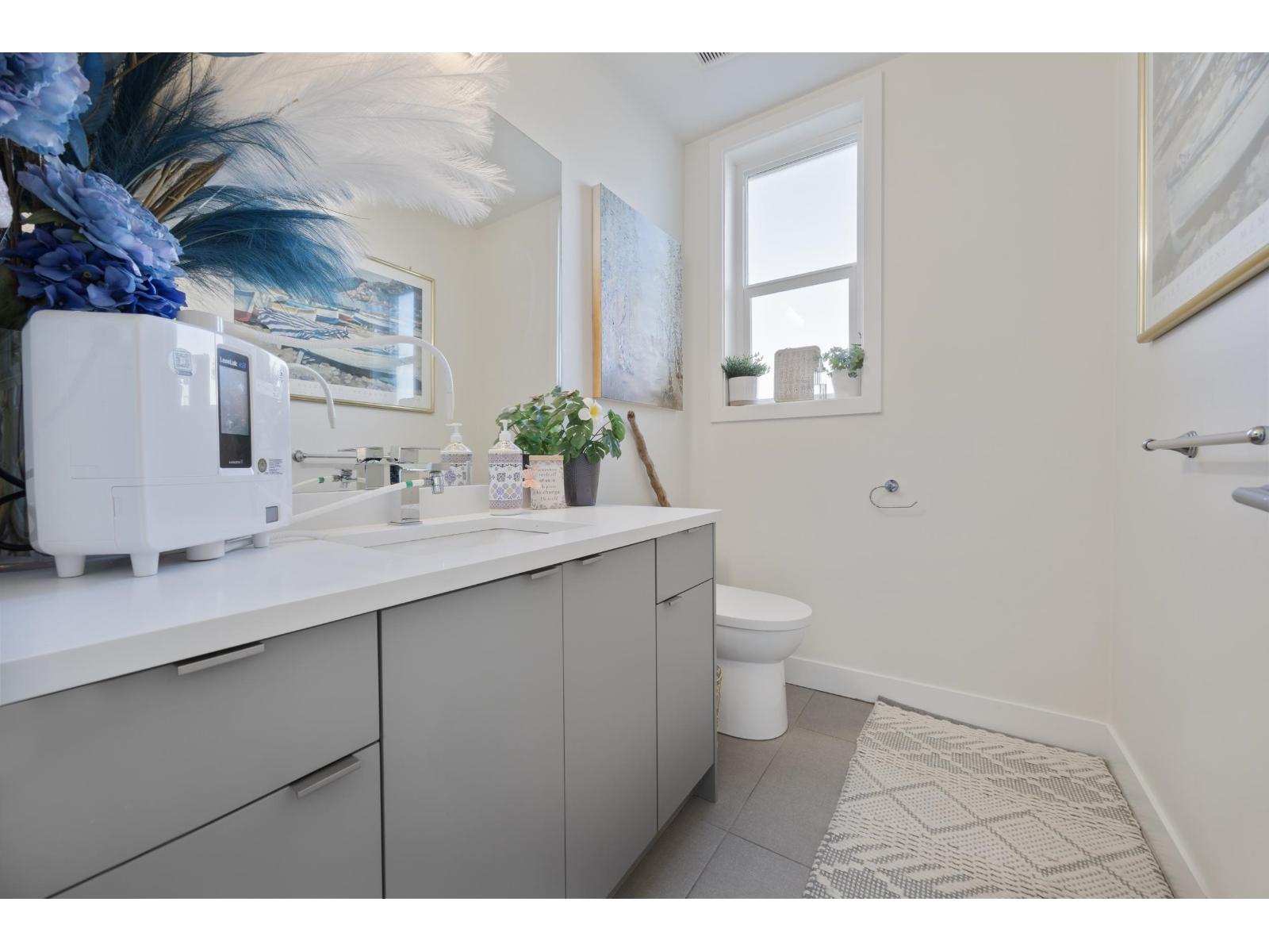 6 19628 55A AVENUE, Langley