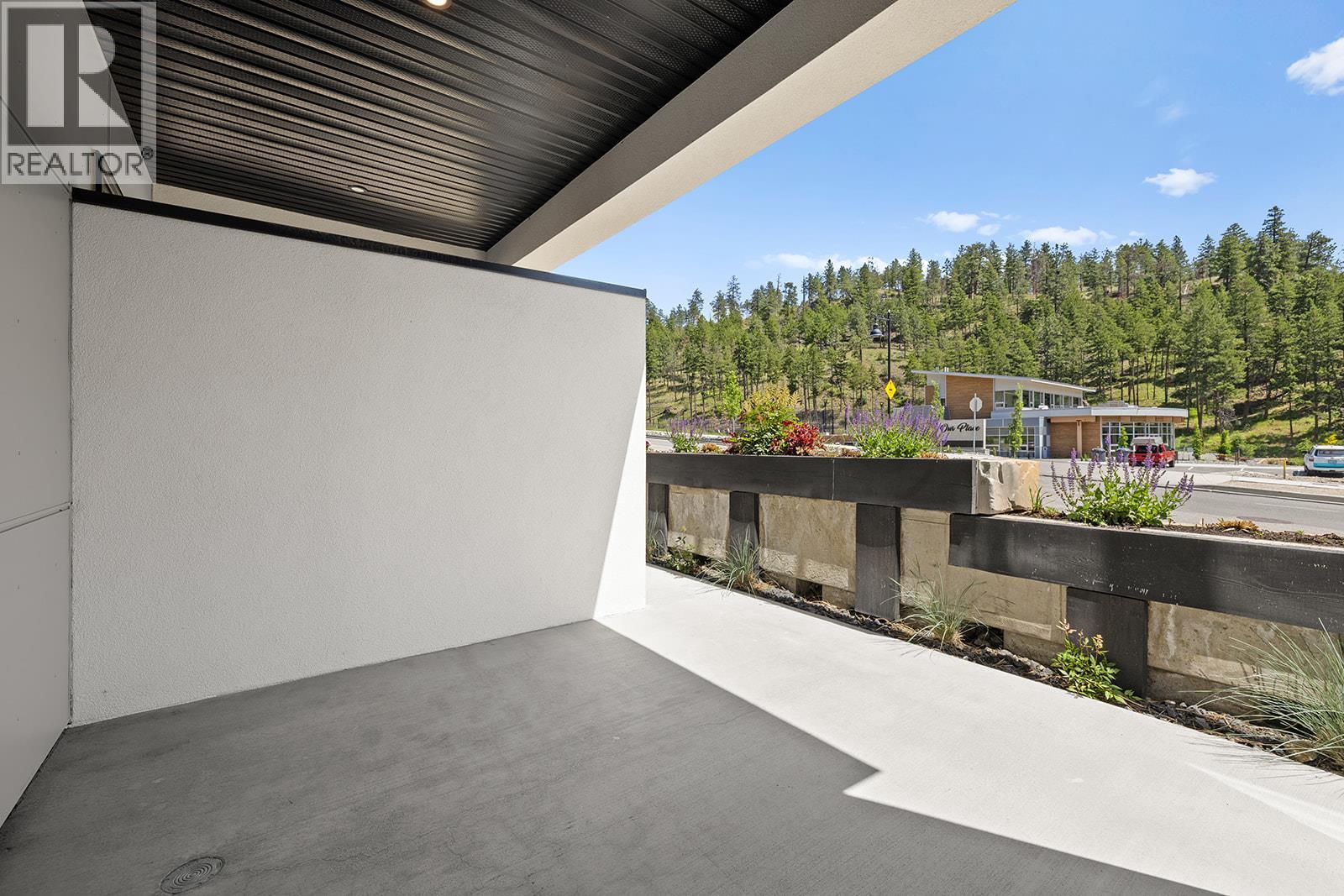  3462 Hilltown Close, Kelowna