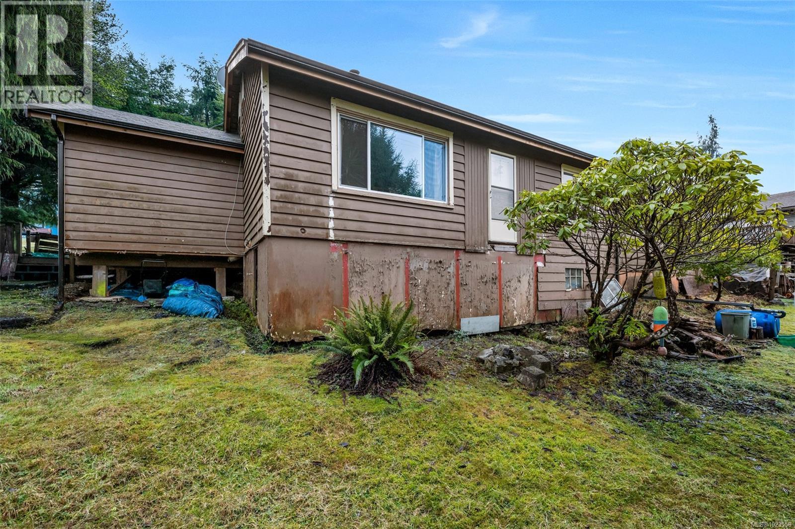  17002 Wickanninish Road, Port Renfrew