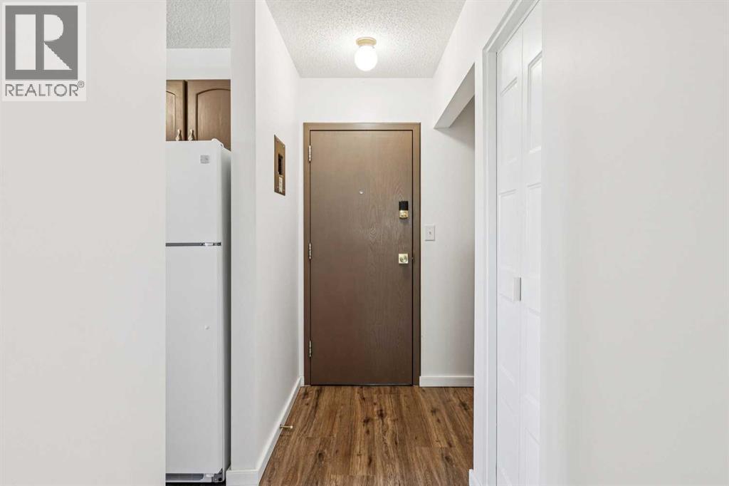 Single Family House for Sale in    Avenue SE Acadia Calgary 