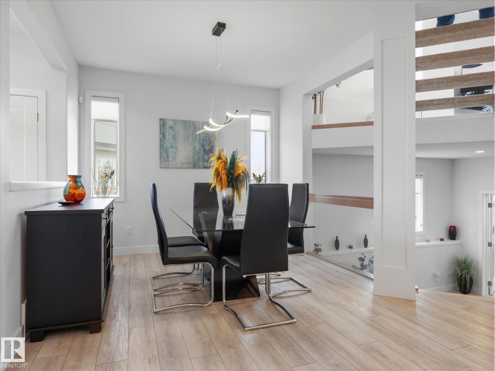 1562 HOWES PL SW, Edmonton