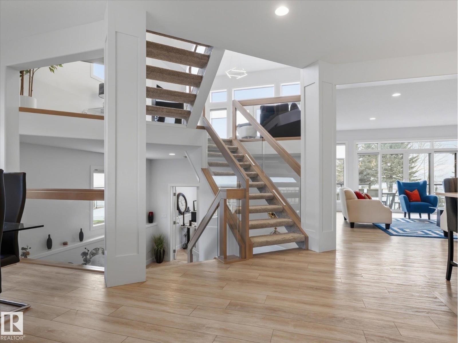 1562 HOWES PL SW, Edmonton