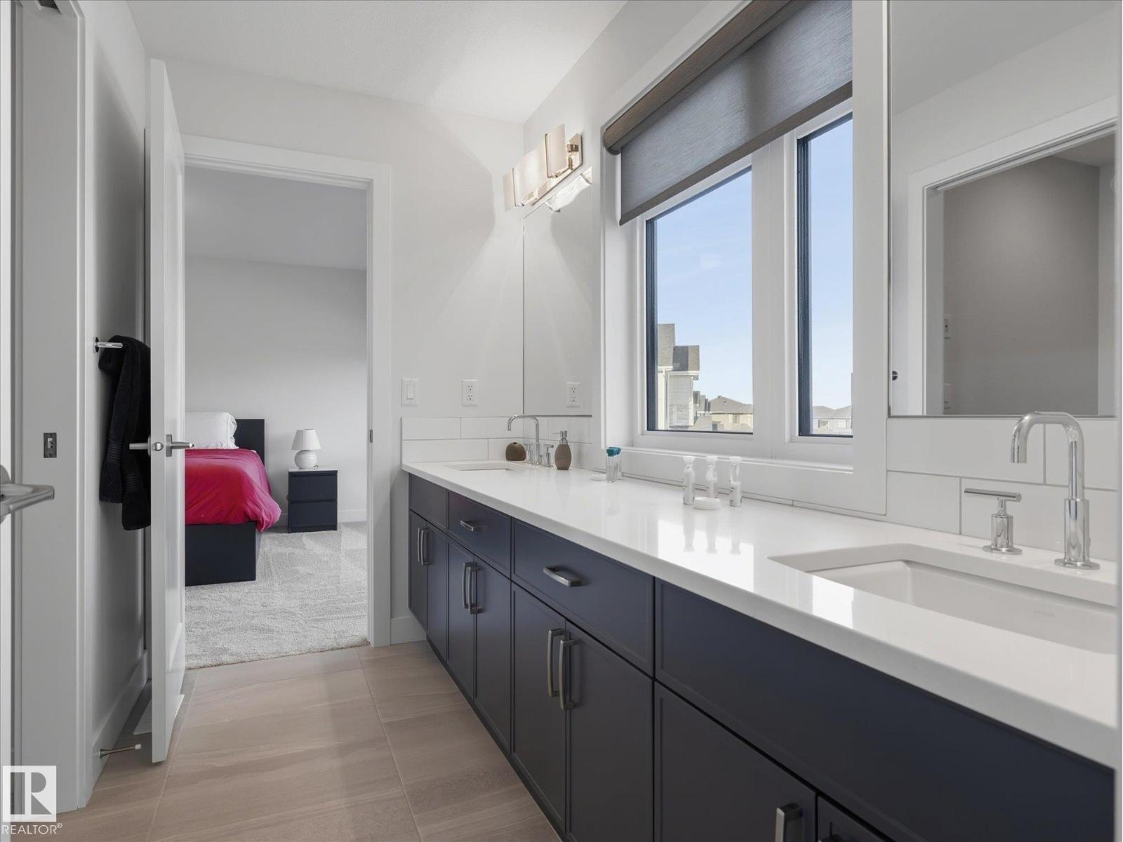 1562 HOWES PL SW, Edmonton