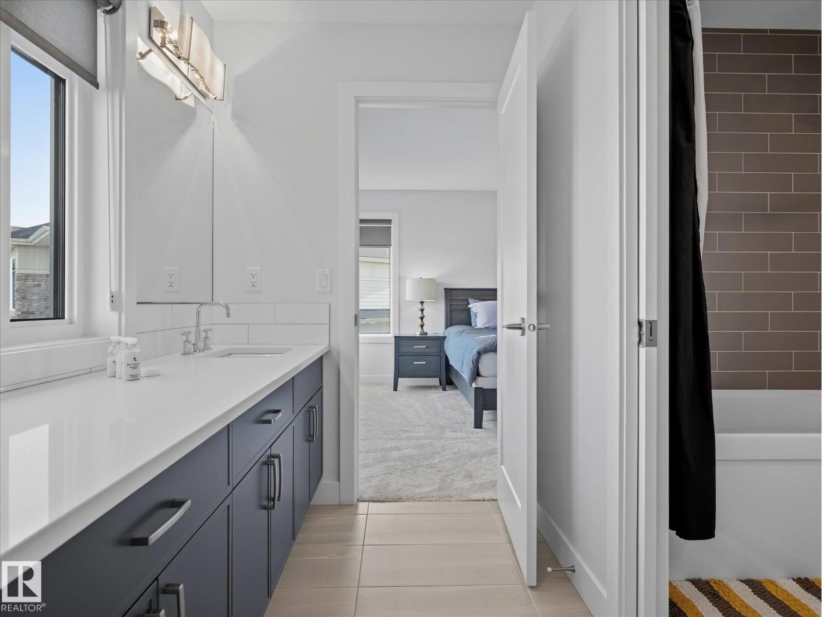 1562 HOWES PL SW, Edmonton