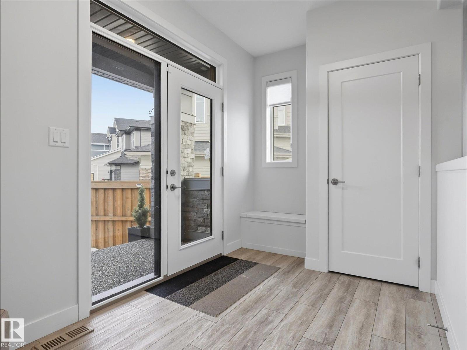 1562 HOWES PL SW, Edmonton