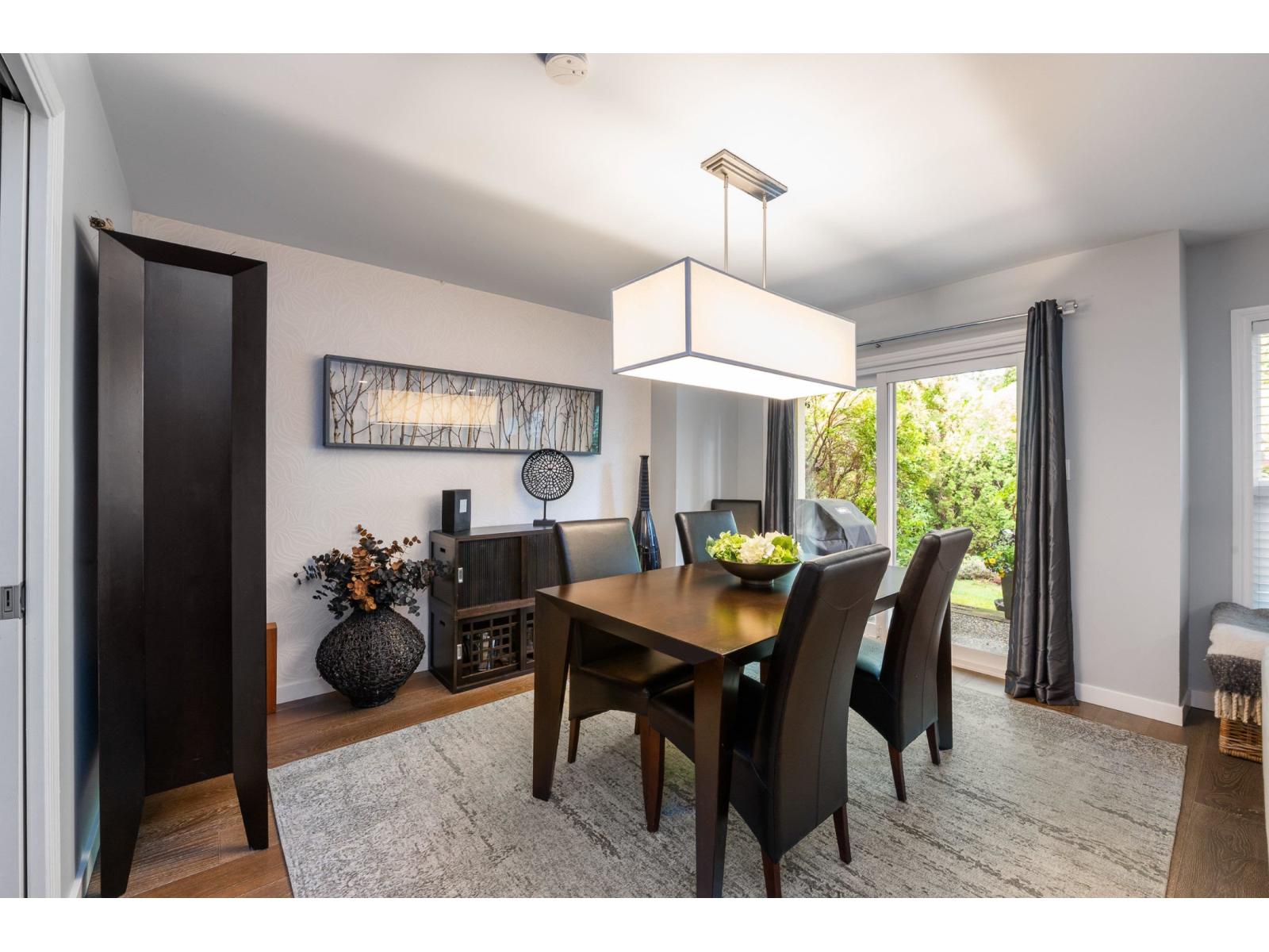 1452 STEVENS STREET, White Rock