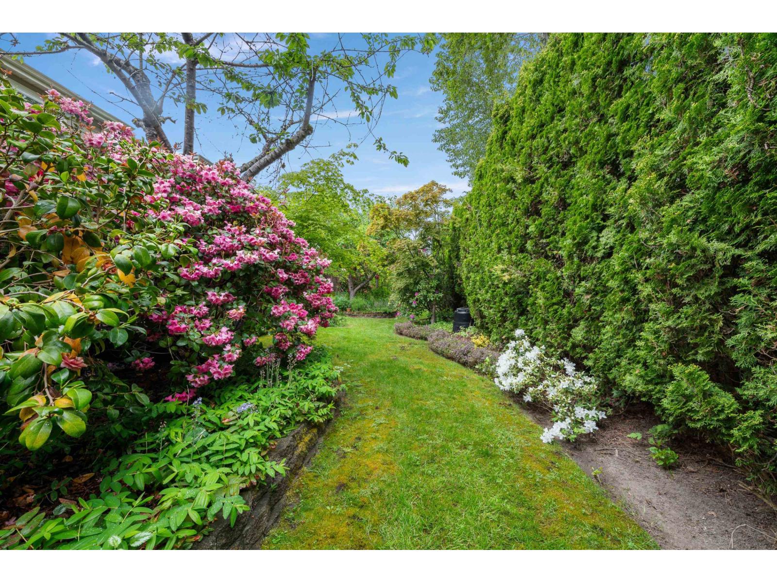 1452 STEVENS STREET, White Rock