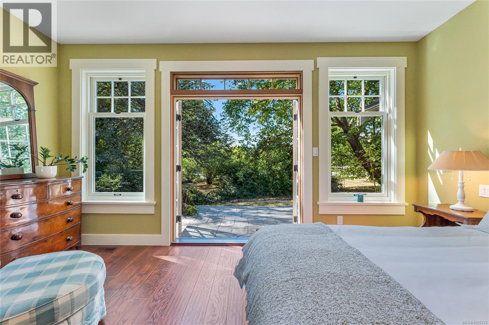 6140 Lakes Rd, Duncan