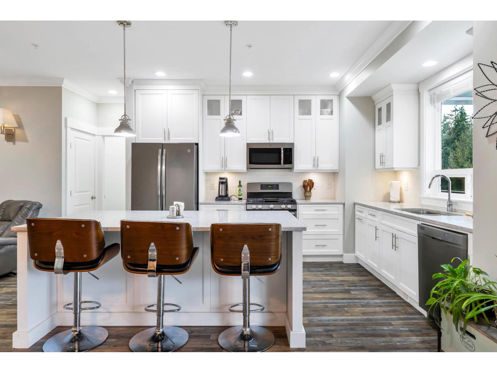 31221 SILVERHILL AVENUE, Mission