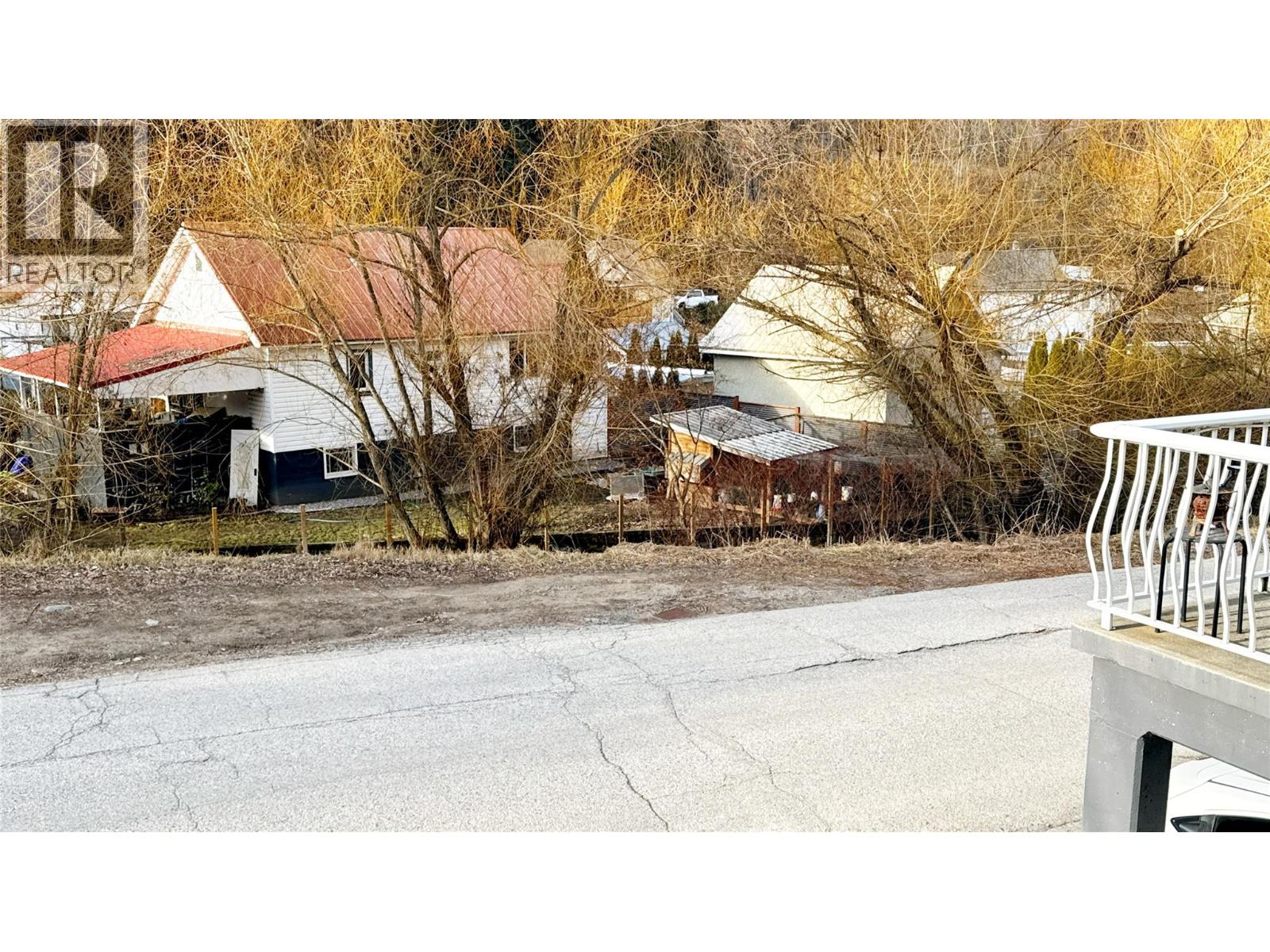 214 Wellington Avenue, Warfield