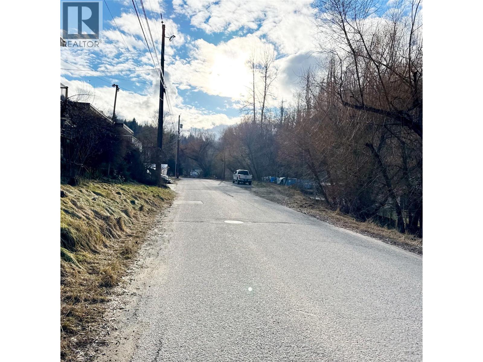 214 Wellington Avenue, Warfield