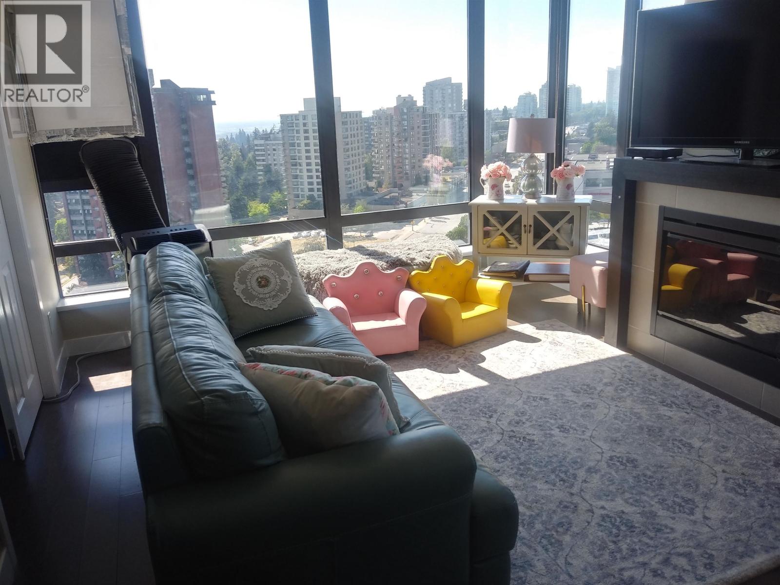 2207 7328 ARCOLA STREET, Burnaby