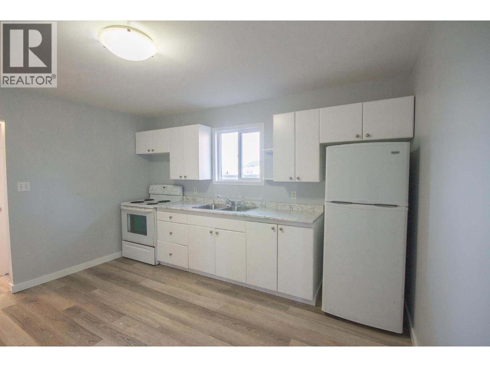 9705 8 Street, Dawson Creek