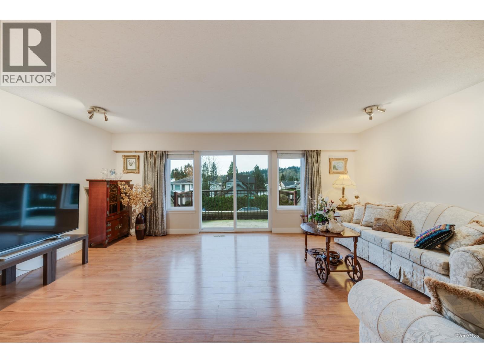 2813 WINDRUM AVENUE, Coquitlam