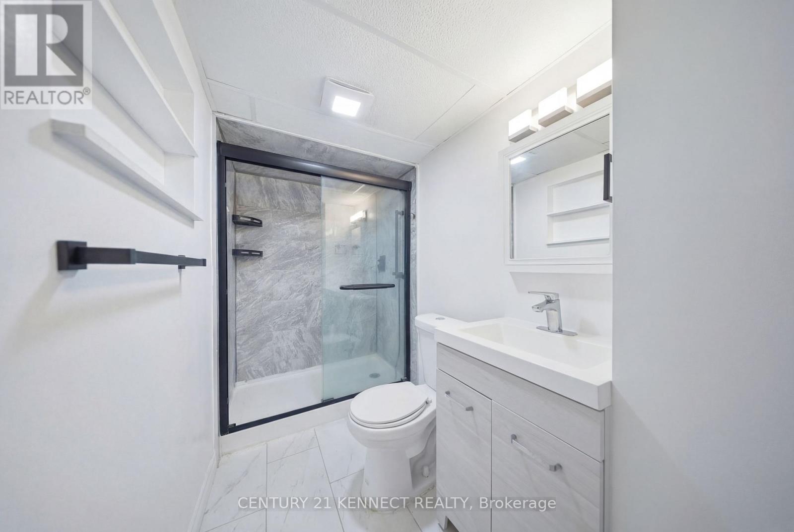 Single Family House for Sale in  NORMA CRESCENT Brampton (Westgate) 