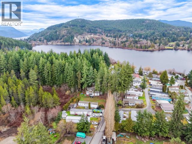 1-5455 BORDEN PLACE, Powell River