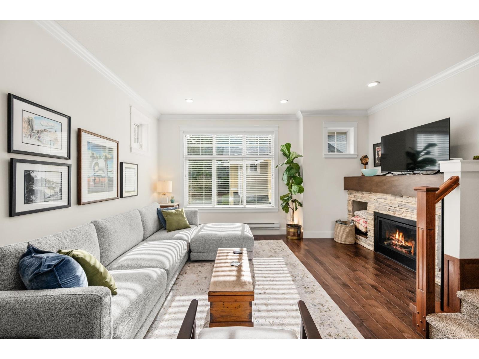 7 17171 2B AVENUE, Surrey