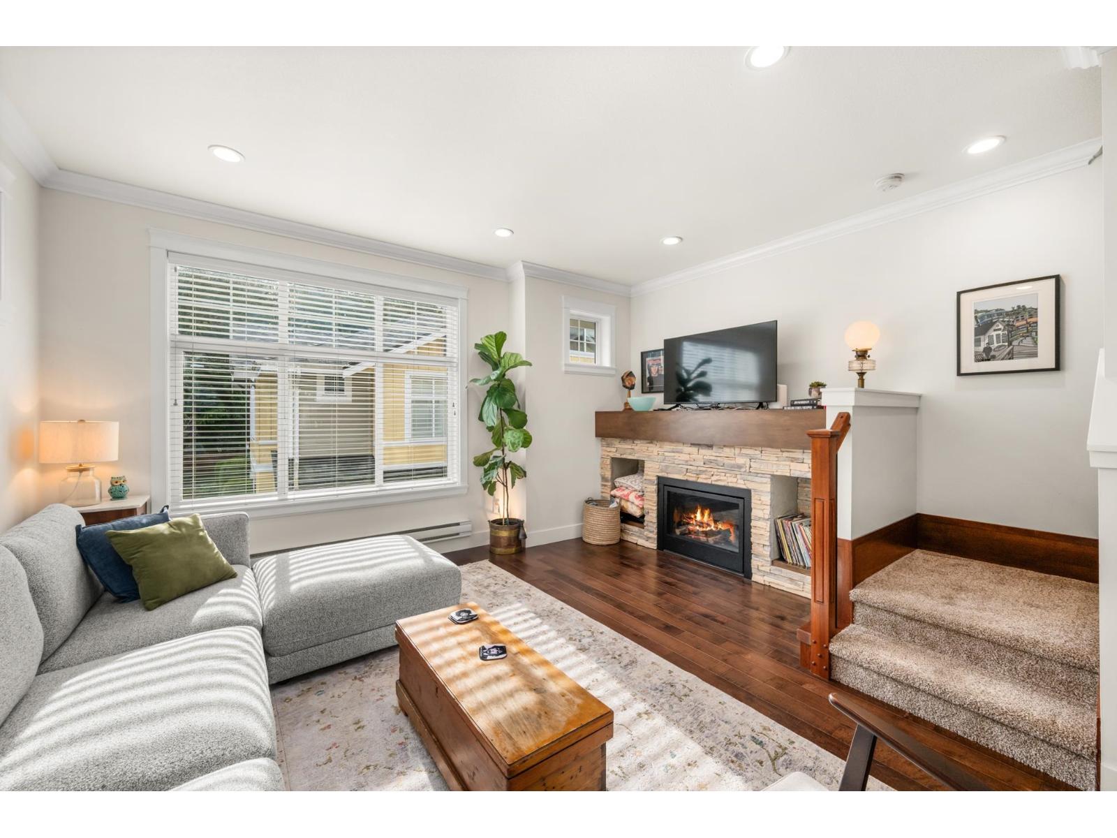 7 17171 2B AVENUE, Surrey