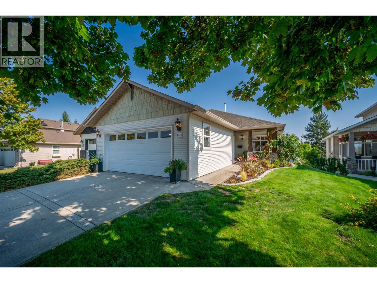 3841 Glen Canyon Drive, West Kelowna