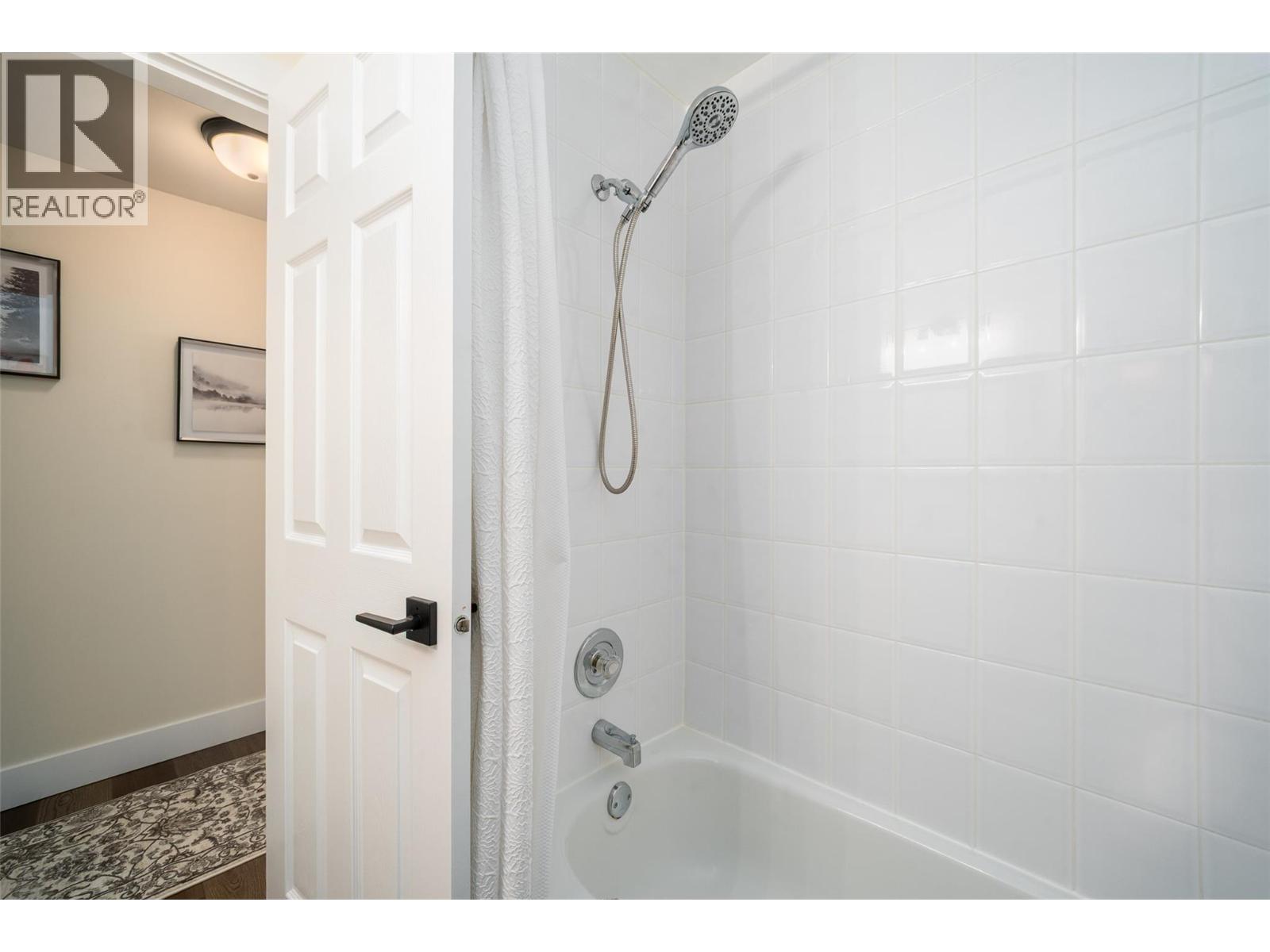  3841 Glen Canyon Drive, West Kelowna