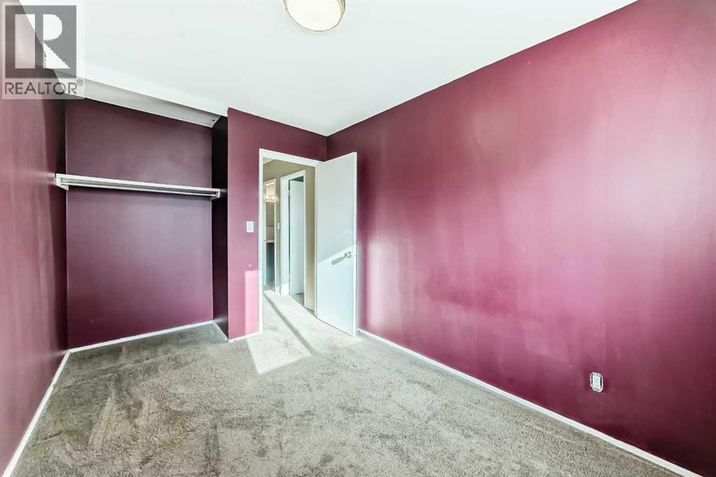 Single Family House for Sale in    Avenue SE Acadia Calgary 