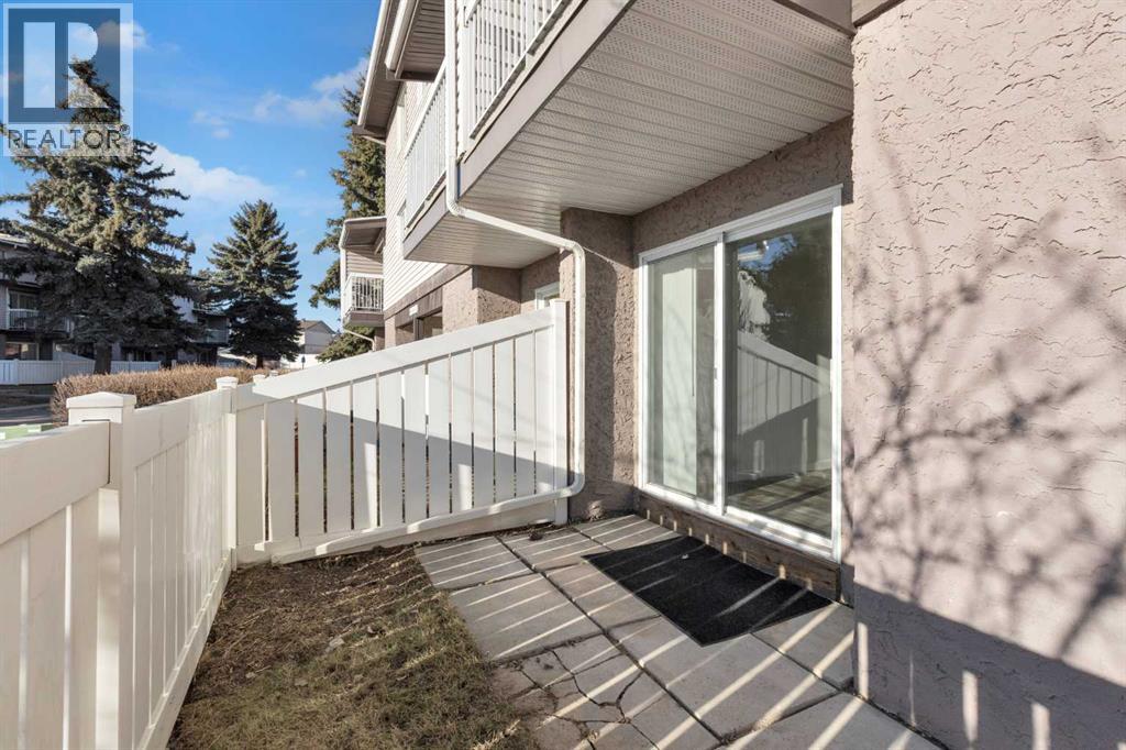 Single Family House for Sale in   Fonda Way SE Forest Heights Calgary 