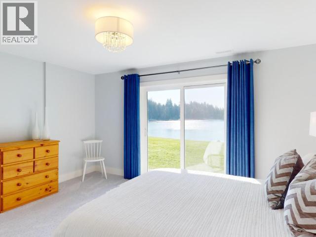 1752 HOLLINGSWORTH ROAD, Powell River