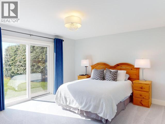 1752 HOLLINGSWORTH ROAD, Powell River