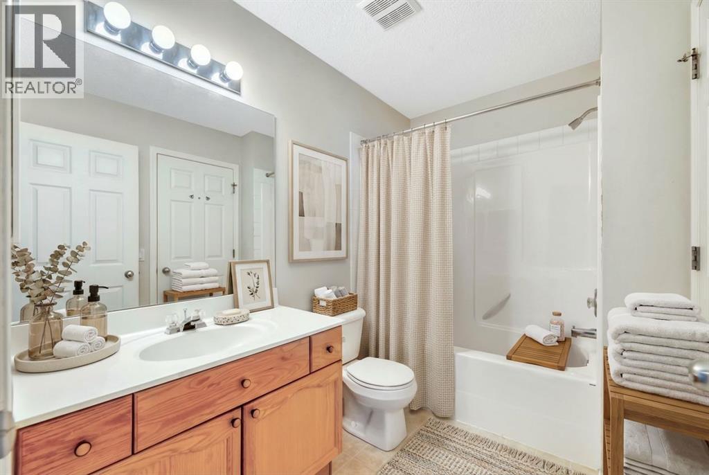 Single Family House for Sale in   Arbour Lake Road NW Arbour Lake Calgary 