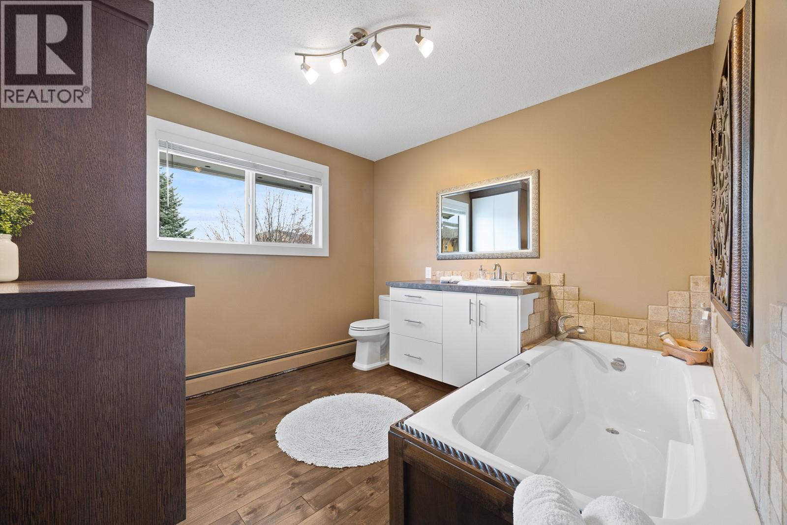  2140 Peters Road, West Kelowna