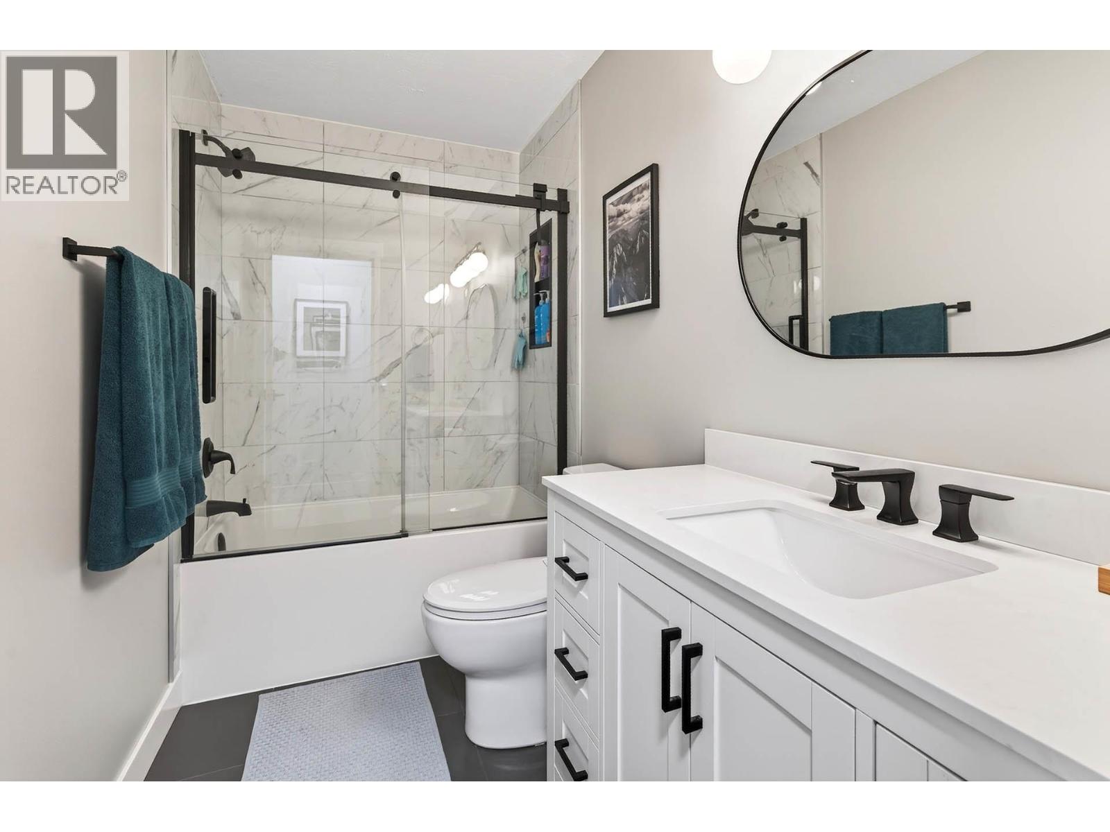 537 GLENEAGLES Drive, Kamloops