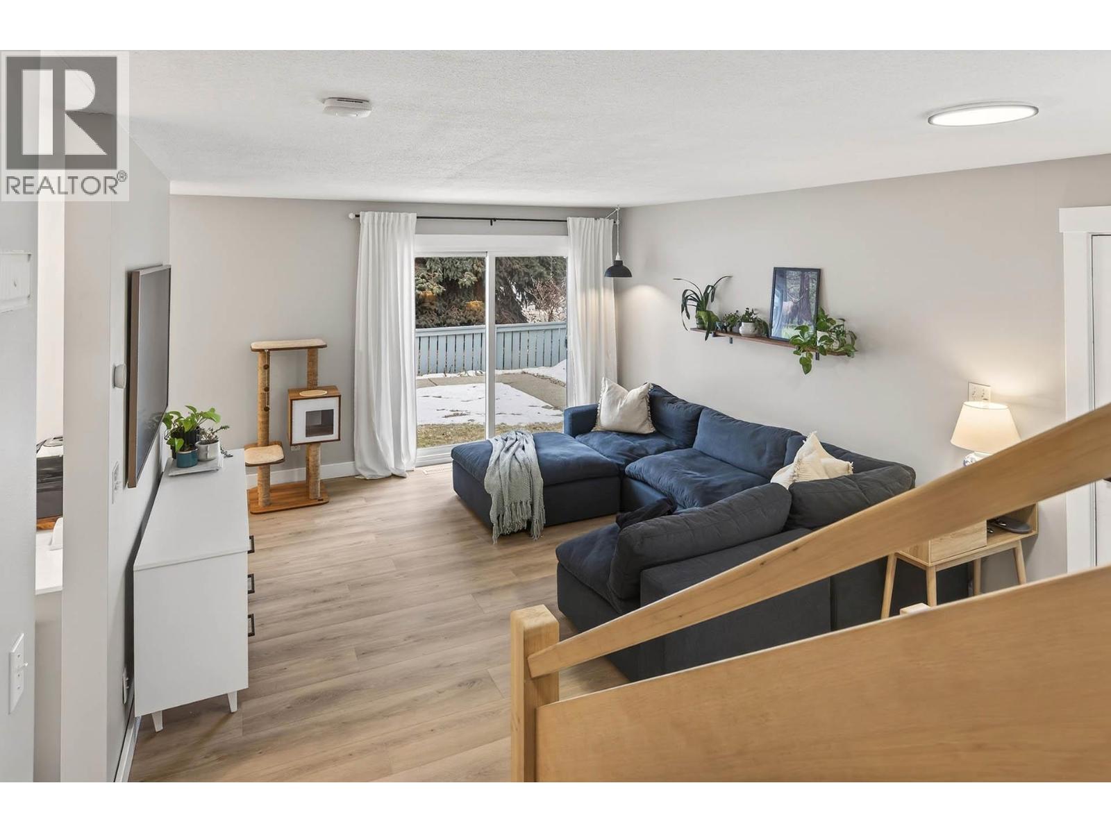 537 GLENEAGLES Drive, Kamloops