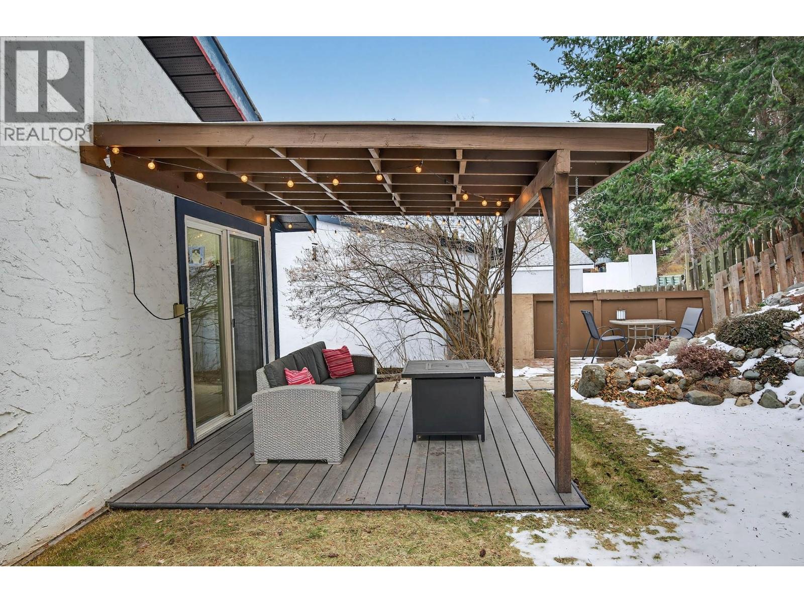 537 GLENEAGLES Drive, Kamloops