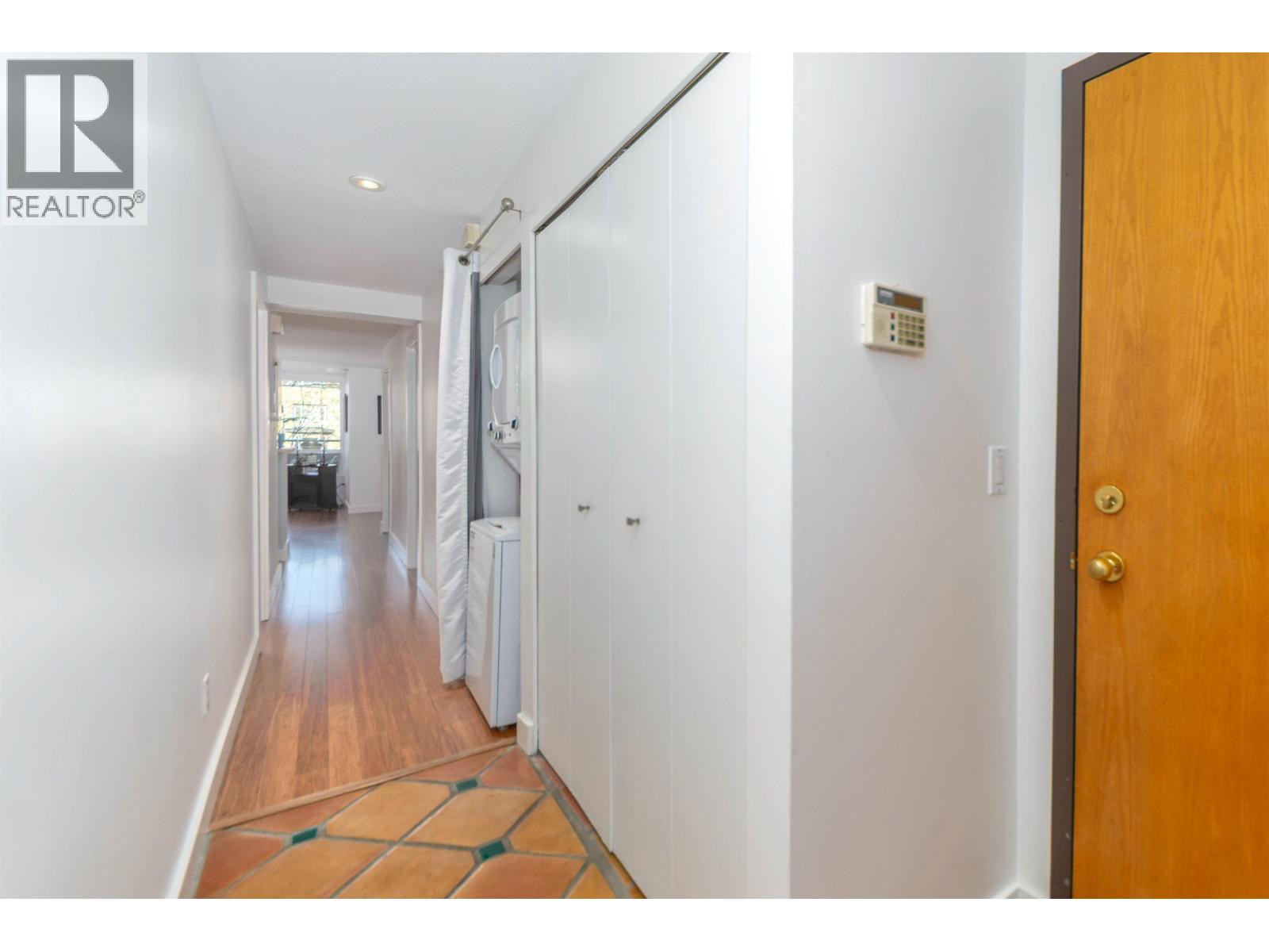 28 1345 W 4TH AVENUE - Photo 5 of 34, Vancouver, British Columbia