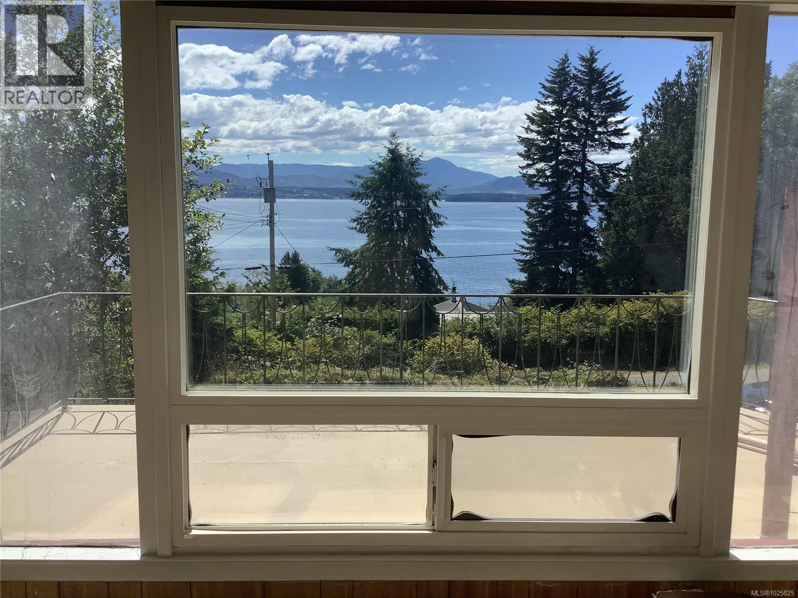 395 2nd St - 3