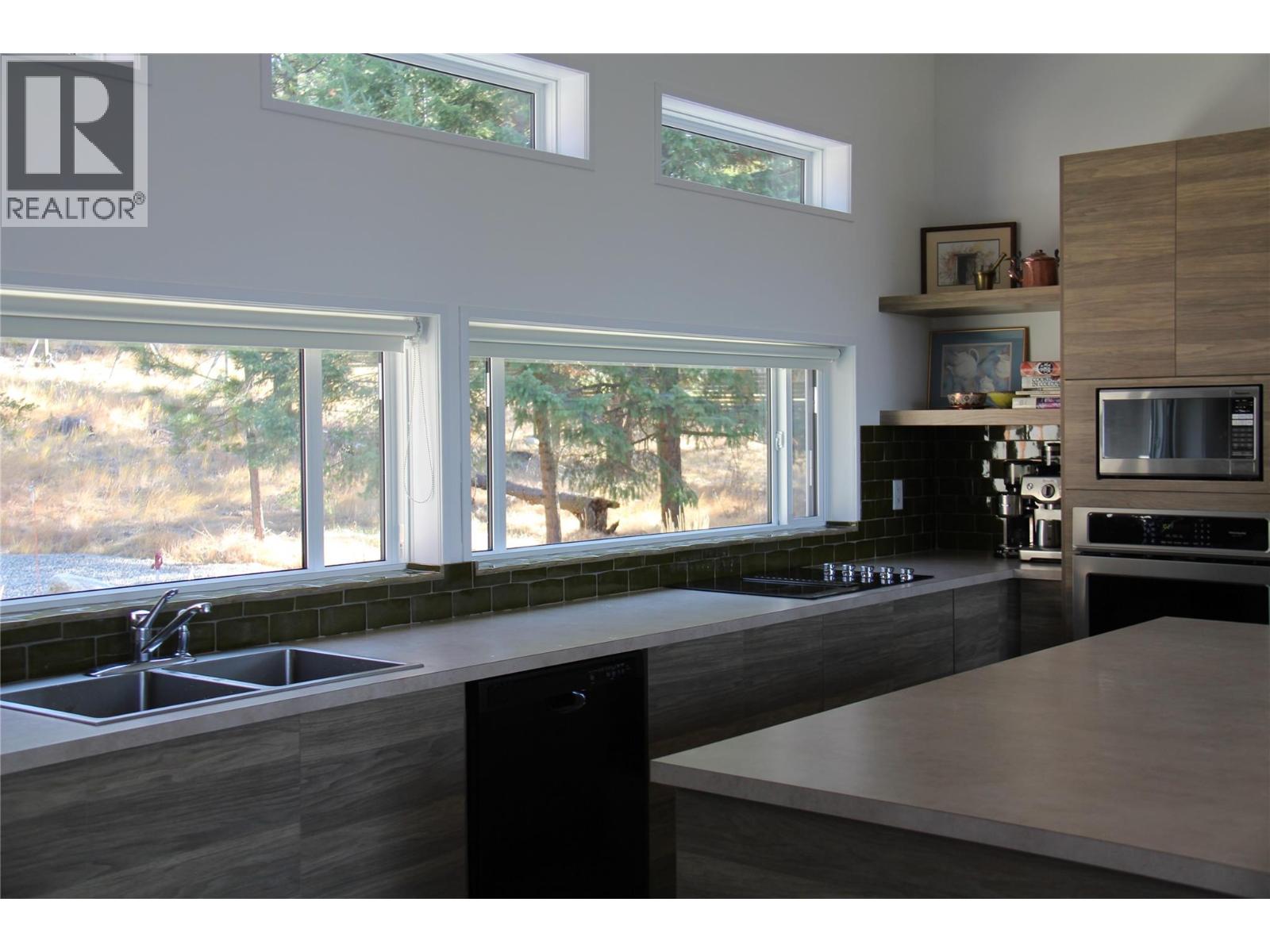 220 SASQUATCH Trail, Osoyoos