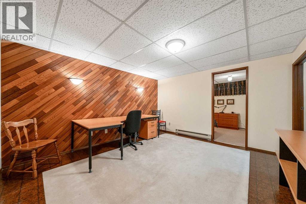 Single Family House Bungalow for Sale in  Oakmount Drive SW Oakridge Calgary 