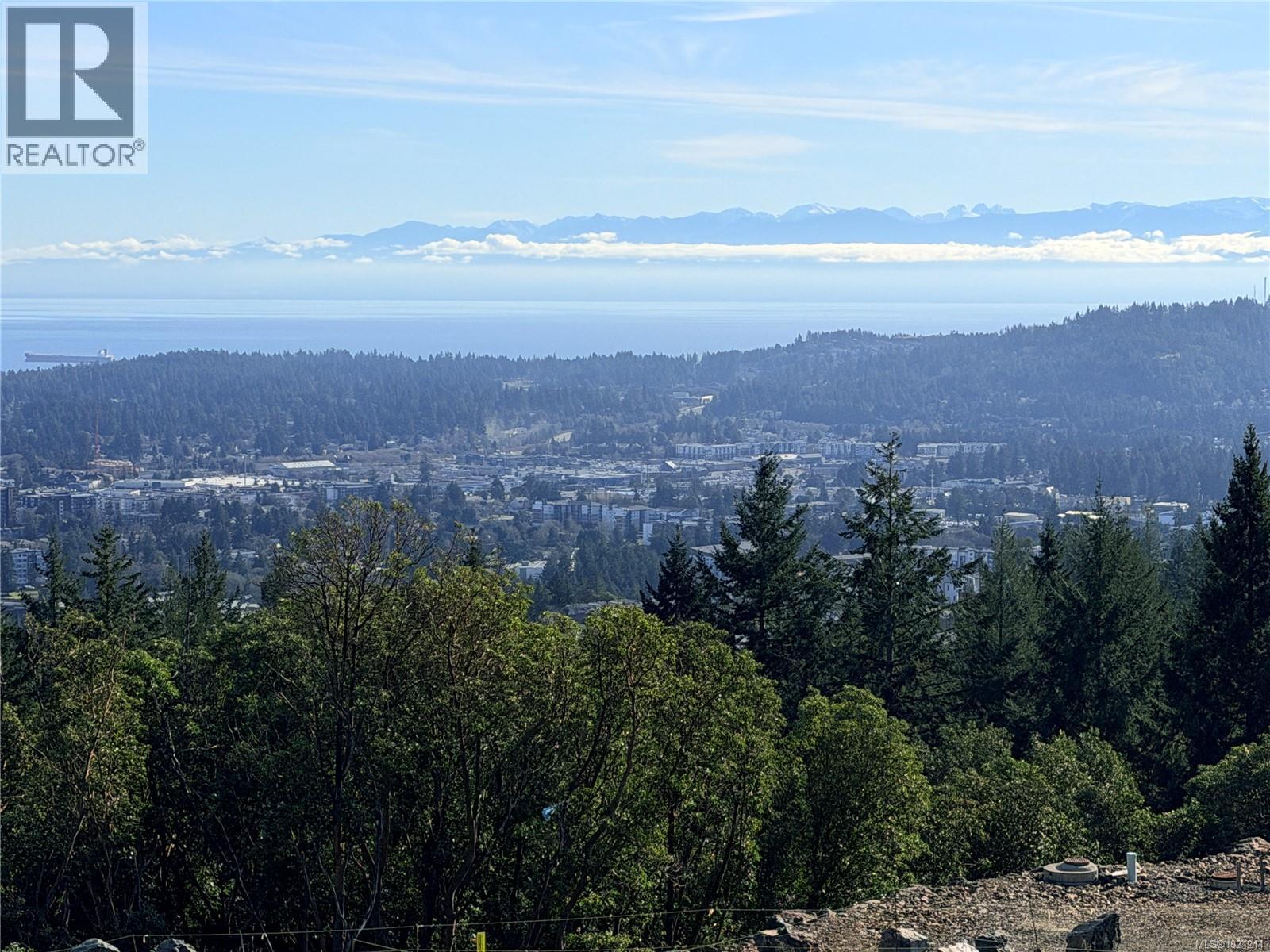  1448 Grand Forest Close, Langford