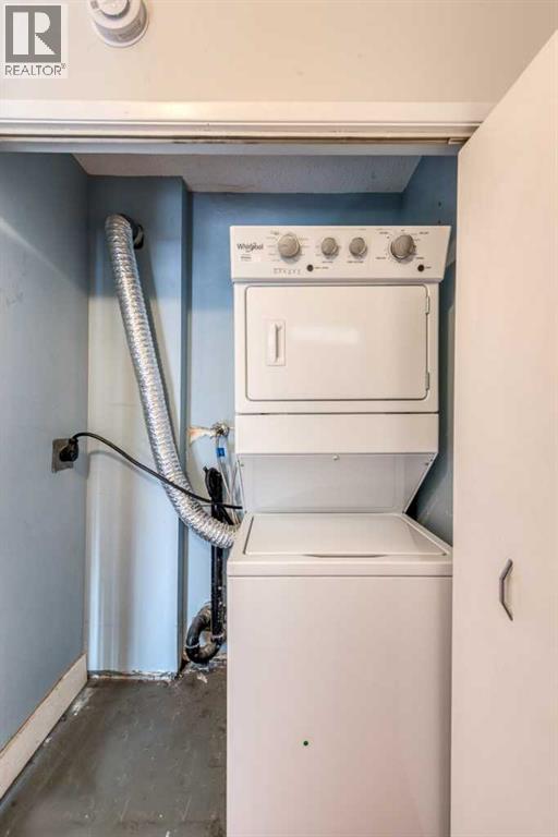 Single Family House for Sale in    Avenue SW Cliff Bungalow Calgary 