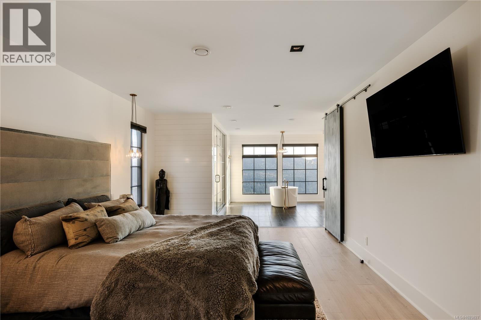  1424 Pinehurst Place, Langford