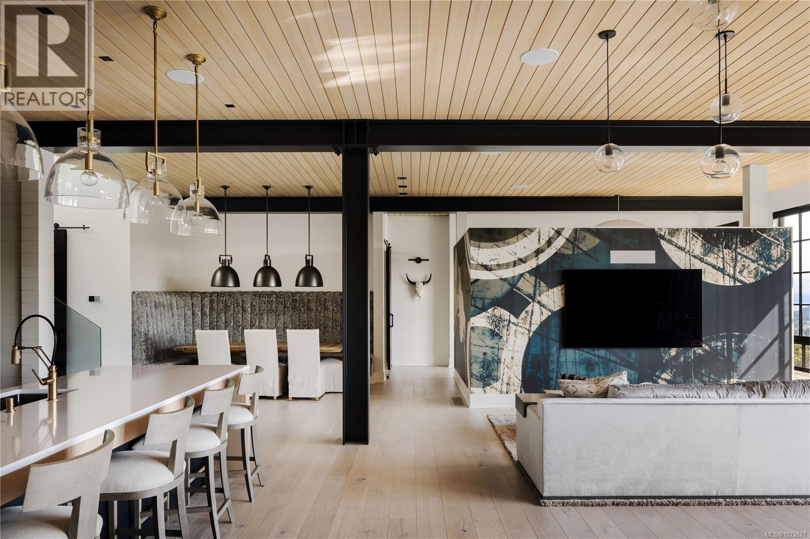  1424 Pinehurst Place, Langford