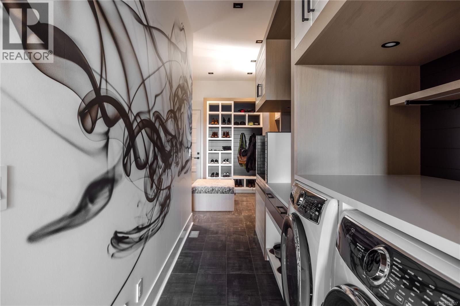  1424 Pinehurst Place, Langford