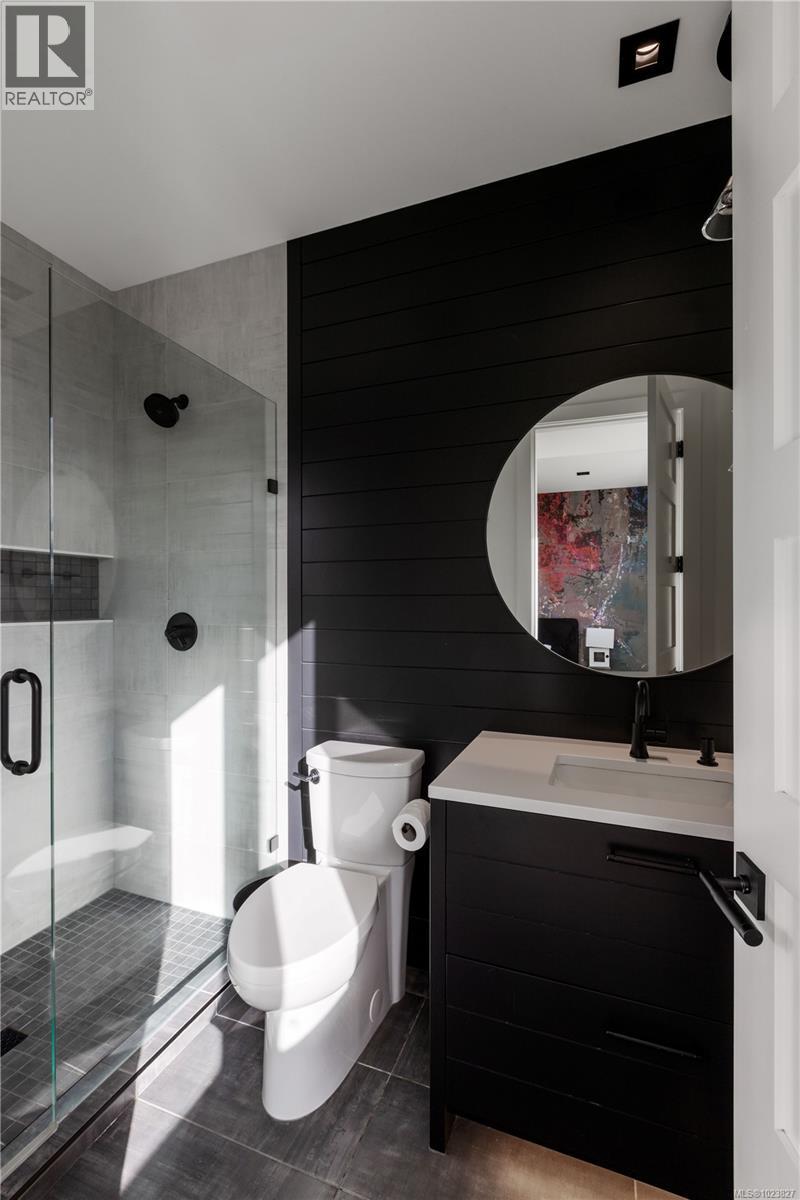  1424 Pinehurst Place, Langford