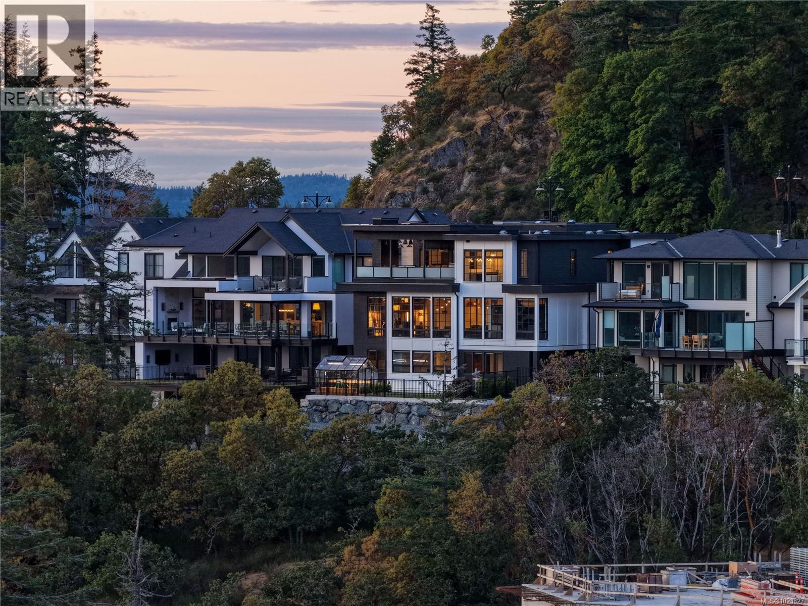  1424 Pinehurst Place, Langford