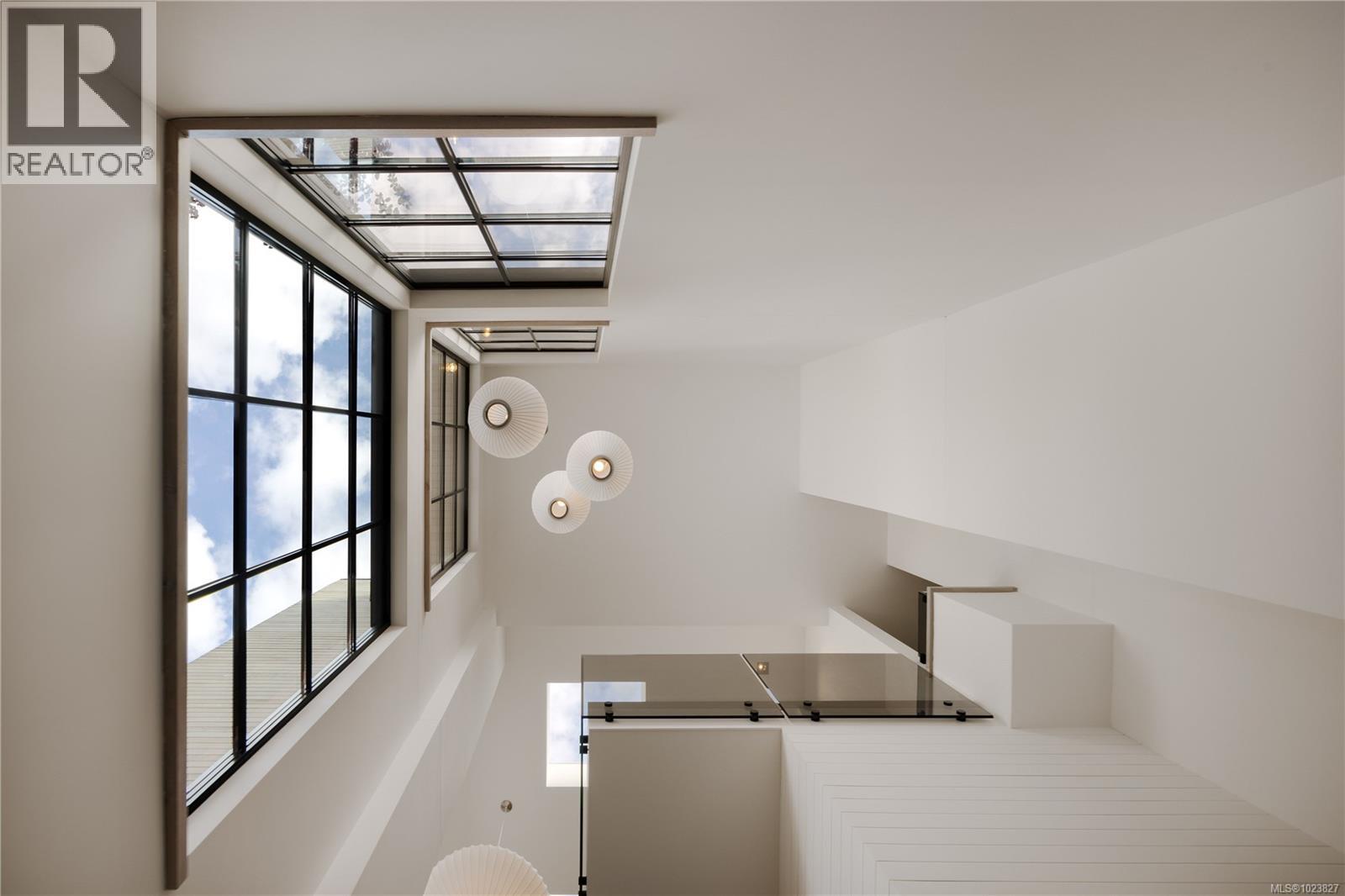  1424 Pinehurst Place, Langford