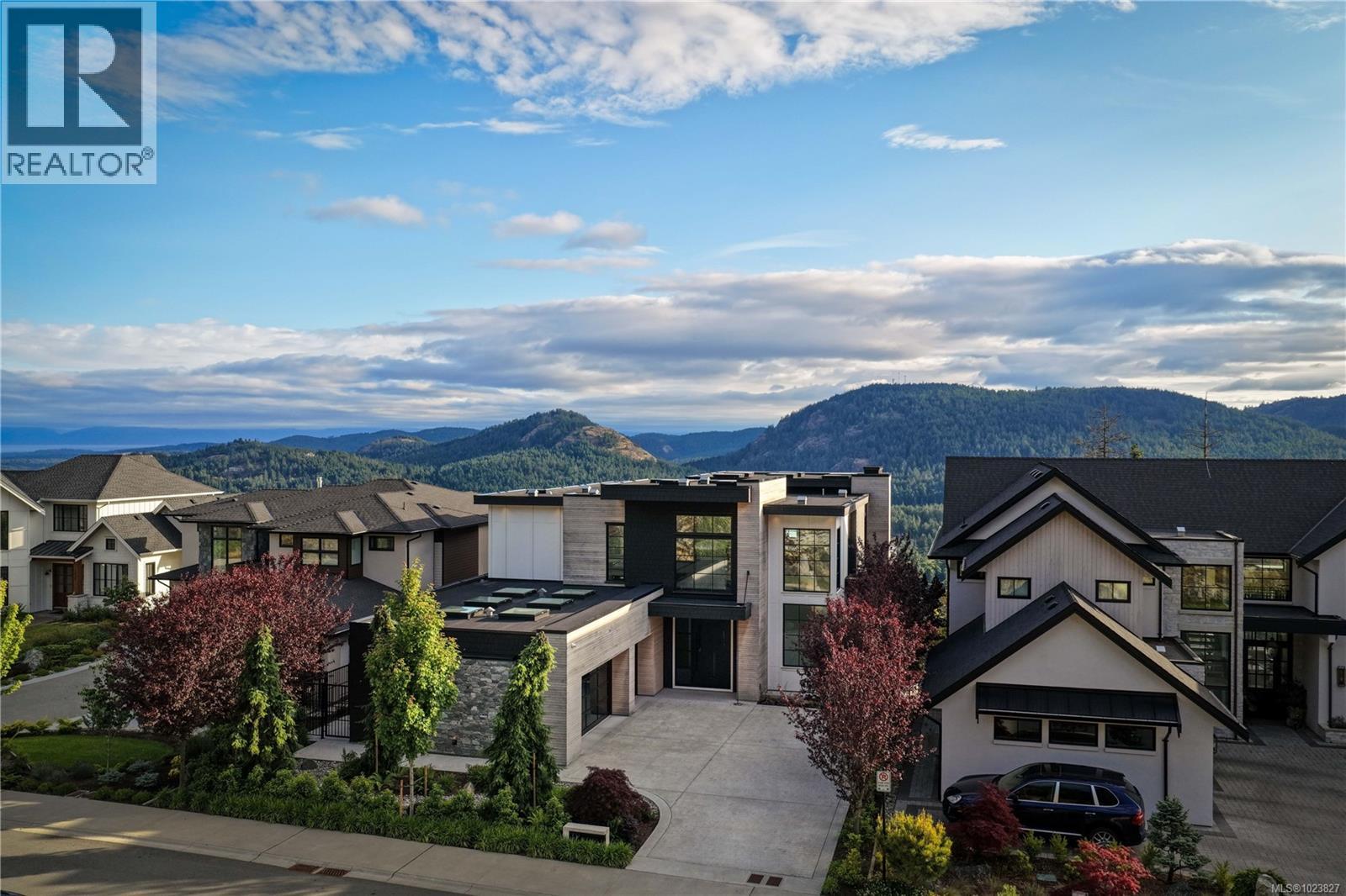  1424 Pinehurst Place, Langford