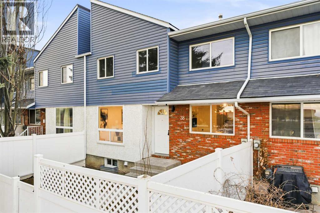 Single Family House for Sale in   Hubalta Road SE Dover Calgary 