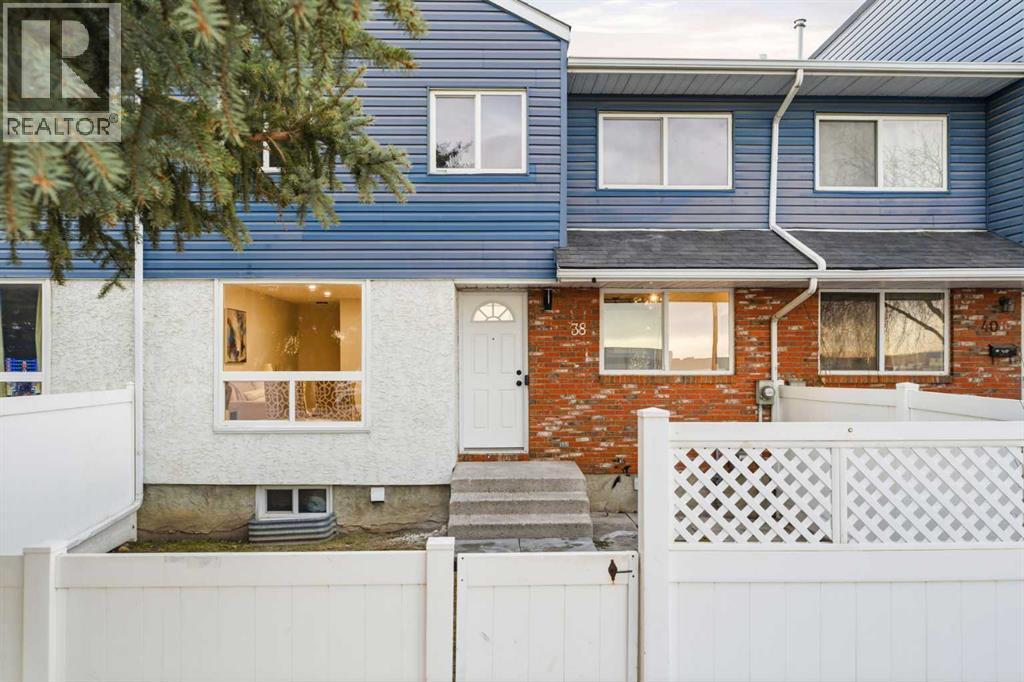 Single Family House for Sale in   Hubalta Road SE Dover Calgary 