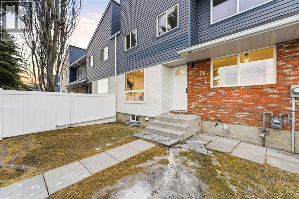 Single Family House for Sale in   Hubalta Road SE Dover Calgary 
