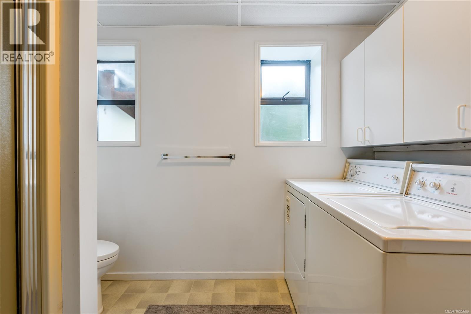 3846 Mitlenatch Dr, Campbell River